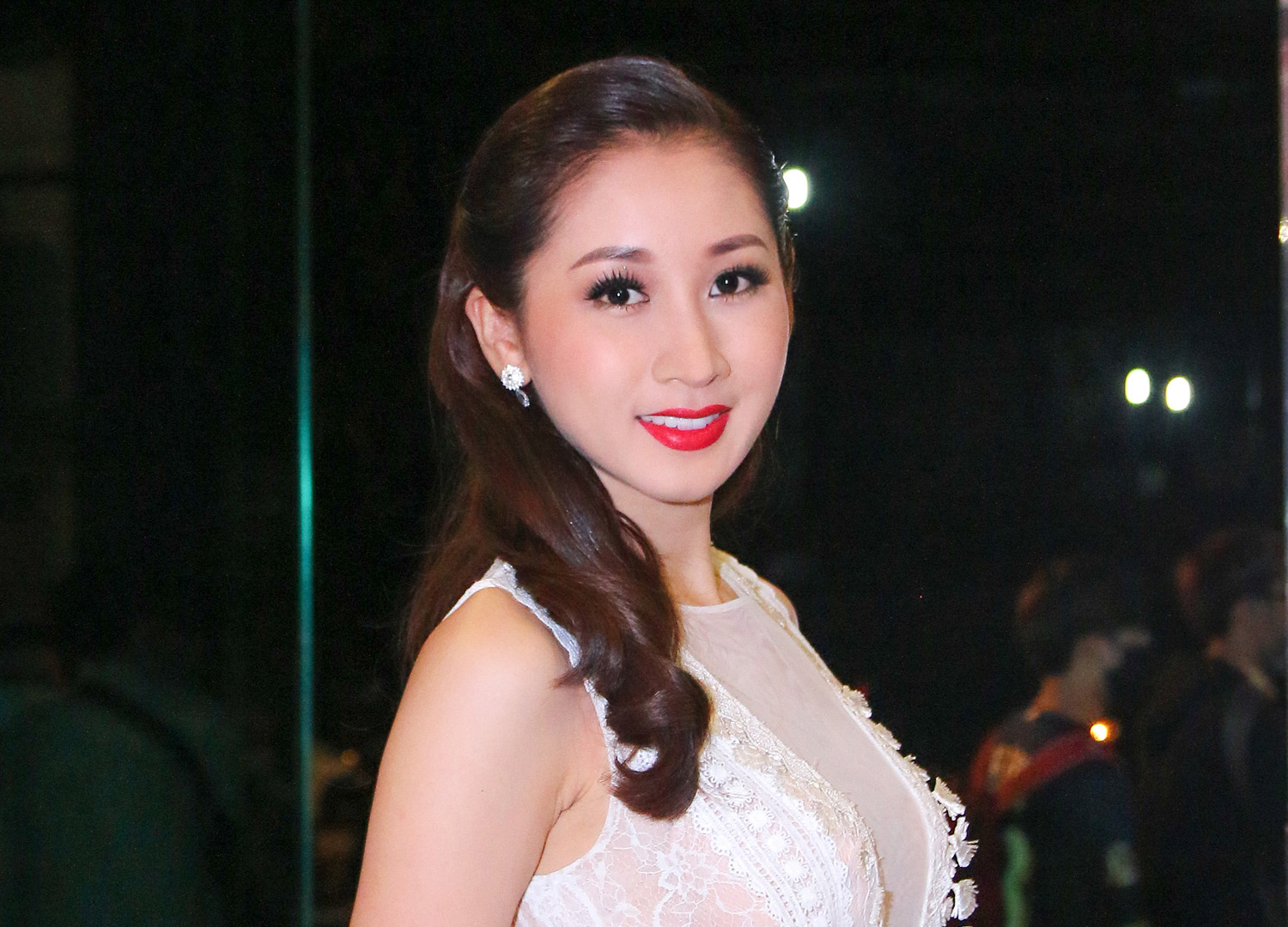 Á Hậu Điện Ảnh Xuân Quỳnh làm Giám Khảo cho cuộc thi sắc đẹp Miss DOF 2015.